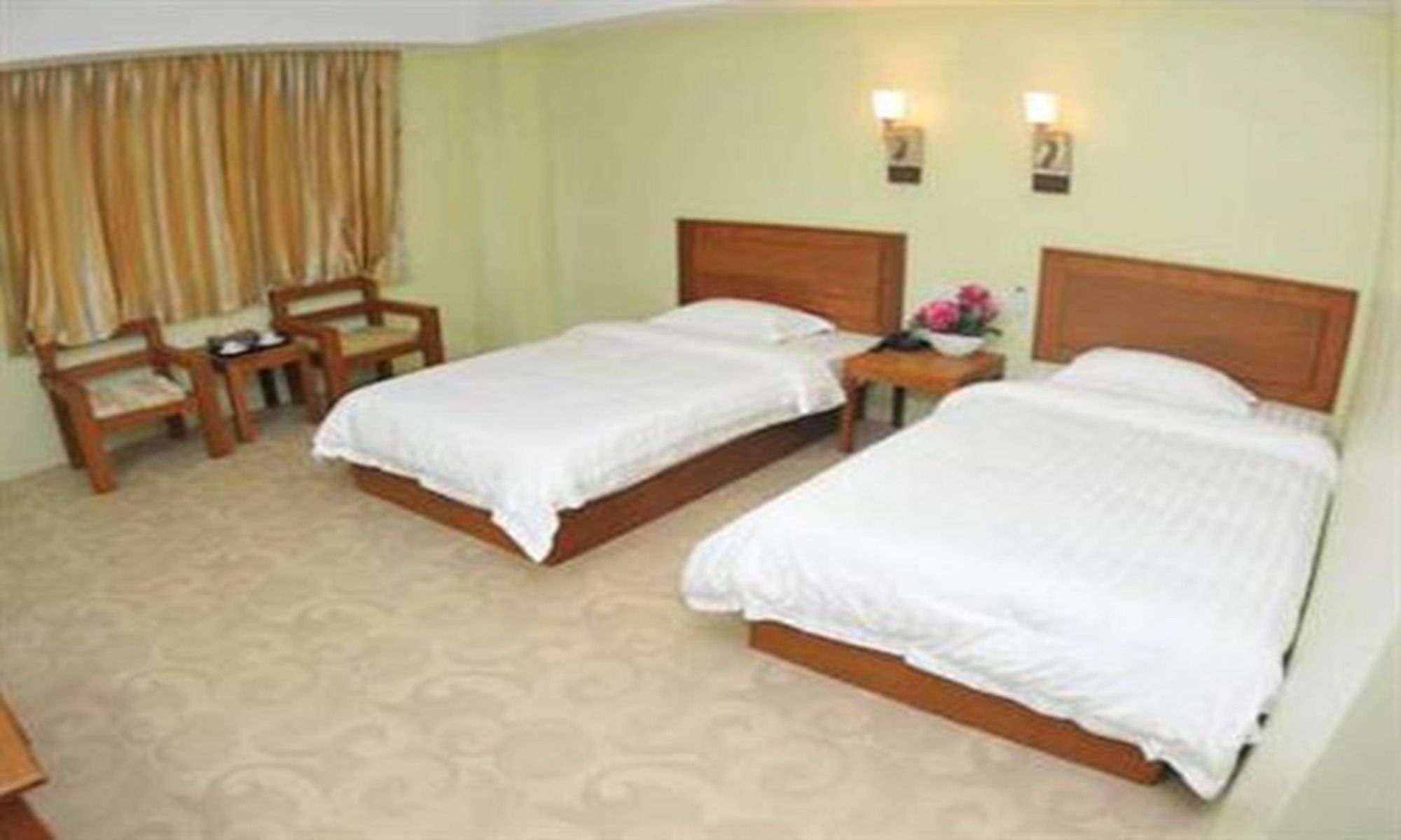 Shwe Phyu Hotel Mandalay Exterior foto